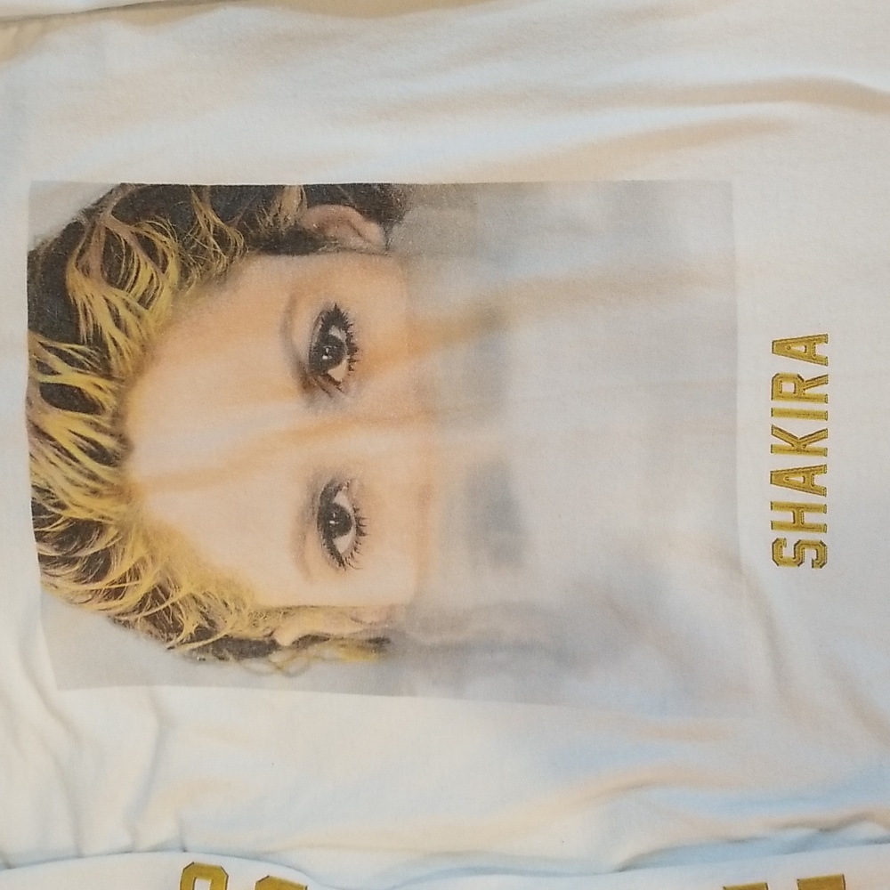 Womans Shakira "El Dorado" Long Sleeve White Shirt Size Small - Picture 2 of 6